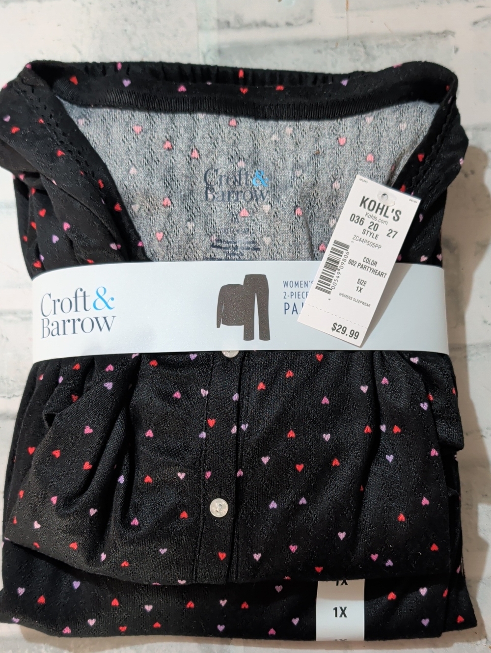 Croft & Barrow Black Pajama Set with Pink & Red Heart Print